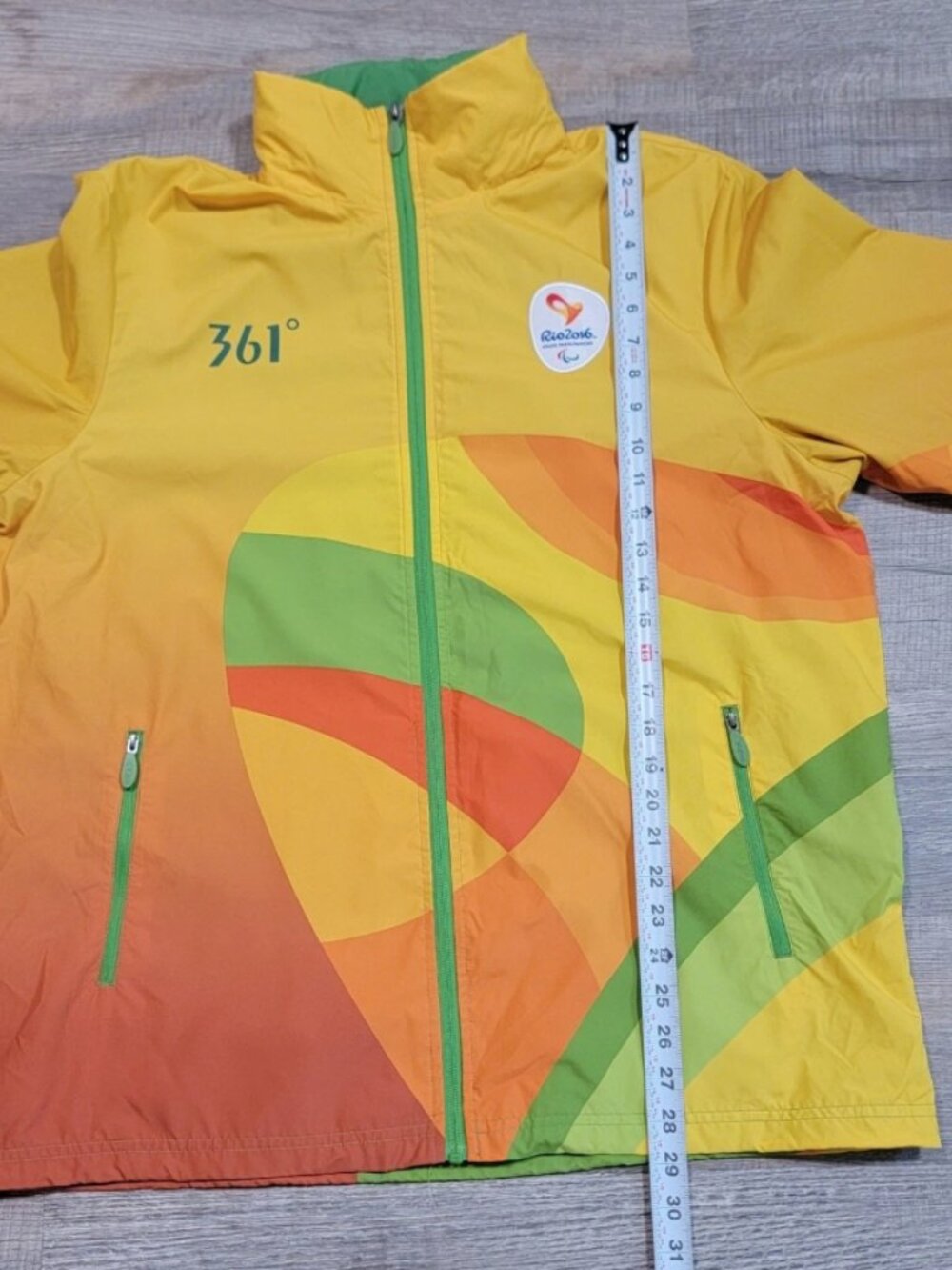 Rio 2016 Olympics Jacket Mens Large Volunteer Hooded Windbreaker Zip Yellow 360 - Picture 8 of 8